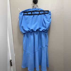 Women’s Strapless Dress